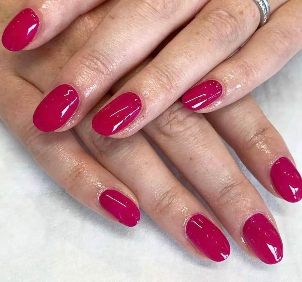 Relaxing facial treatment